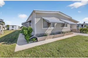 36001 Dron Bay, Boynton Beach, FL 33436 - MLS#R11149828