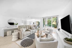 100 SE 5th Avenue 210, Boca Raton, FL 33432 - MLS#R11149851