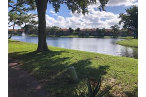 421 Natura Avenue, Deerfield Beach, FL 33441 - MLS#R11149858