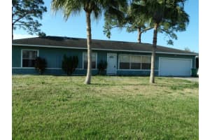 682 Cardinal Drive, Port Saint Lucie, FL 34983 - MLS#R11149897