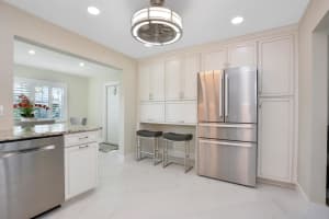 2390 SW 13th Avenue, Boynton Beach, FL 33426 - MLS#R11150028