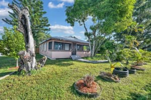 2312 Georgia Avenue, Fort Pierce, FL 34950 - MLS#R11150041