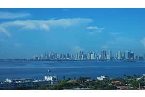 1881 79th St Cswy Causeway, Miami Beach