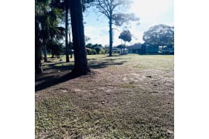 46 St Street, Fort Pierce, FL 34947 - MLS#R11150062