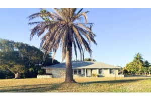 2092 Se Allamanda Drive, Port Saint Lucie