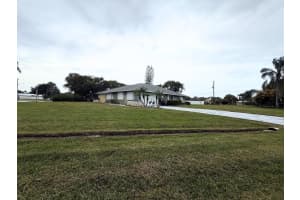 2092 SE Allamanda Drive, Port Saint Lucie, FL 34952 - MLS#R11150069