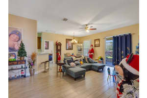 8365 104th Court, Vero Beach, FL 32967 - MLS#R11150091