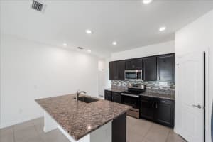 900 Bent Creek Drive, Fort Pierce, FL 34947 - MLS#R11150108