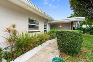 113 Park Lane, Hypoluxo, FL 33462 - MLS#R11150137