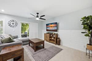 5292 Pine Meadows Road 5292, Lake Worth, FL 33463 - MLS#R11150155