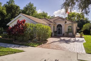 8201 SE Double Tree Drive, Hobe Sound, FL 33455 - MLS#R11150205