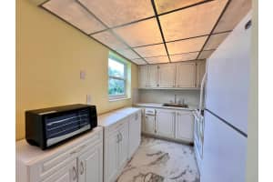 14 Bedford A, West Palm Beach, FL 33417 - MLS#R11150215