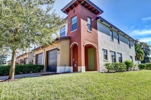 121 Hemingway Court, Palm Springs, FL 33461 - MLS#R11150222