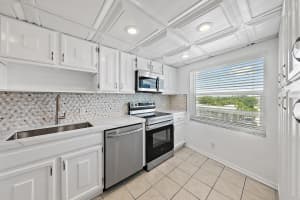 155 Yacht Club Drive 405, North Palm Beach, FL 33408 Sold 02/15/26