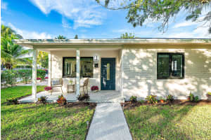 447 36th Street, West Palm Beach, FL 33407 - MLS#R11150233