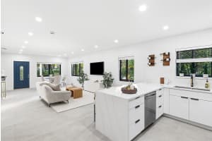 447 36th Street, West Palm Beach, FL 33407 - MLS#R11150233