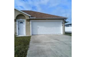 2510 Chestnut Lane, Port Saint Lucie, FL 34953 - MLS#R11150244