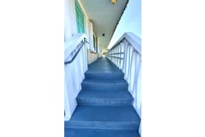 2102 Lake Osborne Drive 15, Lake Worth Beach, FL 33461 - MLS#R11150261