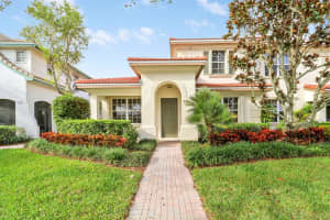 231 Evergrene Parkway 22-c, Palm Beach Gardens