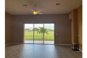 331 Somerset Circle, Port Saint Lucie, FL 34983 - MLS#R11150289