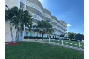 2381 Sunset Avenue, Lake Worth, FL 33461 - MLS#R11150333