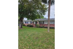 2010 33rd Street, Lighthouse Point, FL 33064 - MLS#R11150366