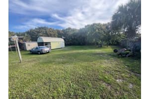 812 N 21st Street, Fort Pierce, FL 34950 - MLS#R11150367
