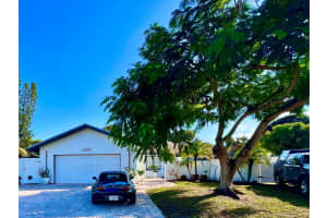 5570 SW 9th Court, Margate, FL 33068 - MLS#R11150371