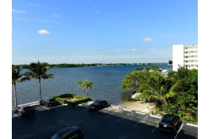 2560 Ocean Boulevard, Palm Beach, FL 33480 - MLS#R11150377