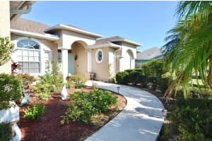 741 SW Jaslo Avenue, Port Saint Lucie, FL 34953 - MLS#R11150409