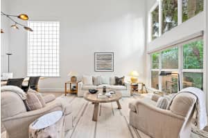 76 Princewood Lane, Palm Beach Gardens, FL 33410 - MLS#R11150413