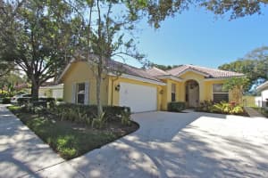 252 Sussex Circle, Jupiter, FL 33458 - MLS#R11150417