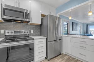 531 W Kalmia Drive 2, Lake Park, FL 33403 Sold 02/02/26