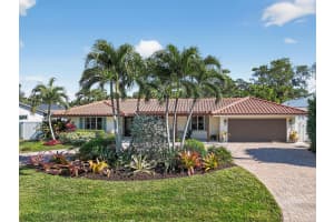 198 Golfview Drive, Tequesta, FL 33469 - MLS#R11150449