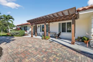 198 Golfview Drive, Tequesta, FL 33469 - MLS#R11150449