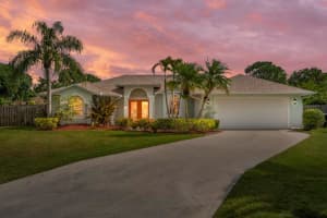 6730 NW Rasp Court, Port Saint Lucie, FL 34983 - MLS#R11150520