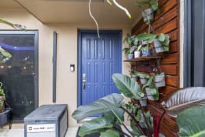 5739 57th Way, West Palm Beach, FL 33409 - MLS#R11150589