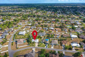 685 NW Monroe Street, Port Saint Lucie, FL 34983 - MLS#R11150596