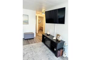 10 SE La Mesa, Port Saint Lucie, FL 34952 - MLS#R11150722