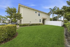 4300 Bradbury Court, Riviera Beach, FL 33410 Sold 02/18/26
