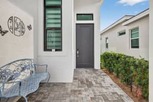180 SE Via Bisento, Port St Lucie, FL 34952 - MLS#R11150765