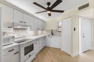 5900 Camino Del Sol 304, Boca Raton, FL 33433 - MLS#R11150774