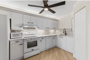 5900 Camino Del Sol 304 Boca Raton, FL 33433 - Off Market