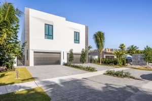 723 Lake Avenue N, Delray Beach, FL 33483 - MLS#R11150780