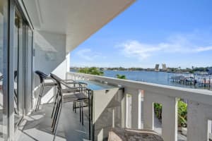 231 E Lantana Road 204, Lantana, FL 33462 - MLS#R11150790