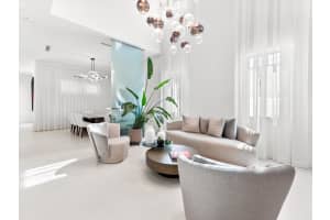 8405 NW 34th Street, Doral, FL 33122 - MLS#R11150792