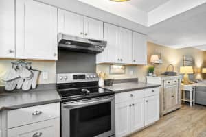 18081 SE Country Club Drive 32-313, Jupiter, FL 33469 - MLS#R11150879