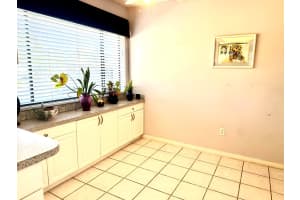 25 Pelican Pointe Drive 201, Delray Beach, FL 33483 - MLS#R11150914