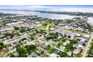 301 W Ocean Avenue 4, Lantana, FL 33462 - MLS#R11150925