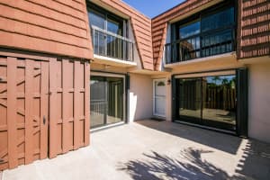 825 Center Street 10b Jupiter, FL 33458 - Off Market